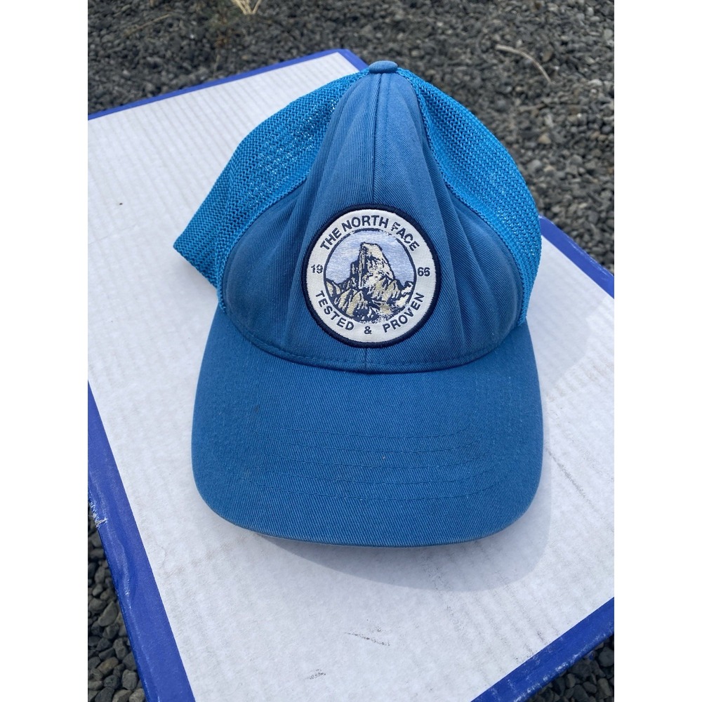 The North Face Graphic Patch Trucker Hat Cap Blue FlexFit L -‎ XL Tested Proven